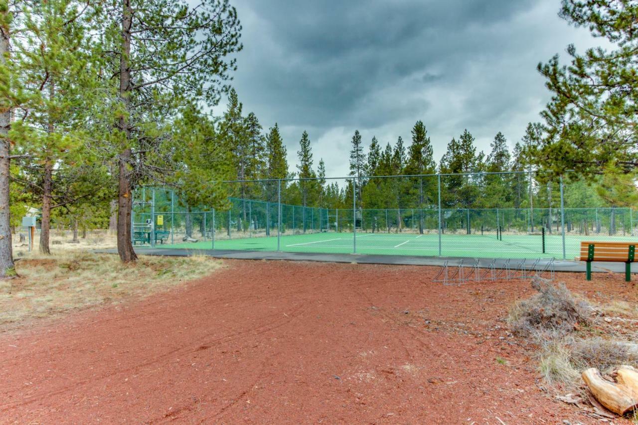 Mt Rainier Lane 07 | Discover Sunriver Dış mekan fotoğraf